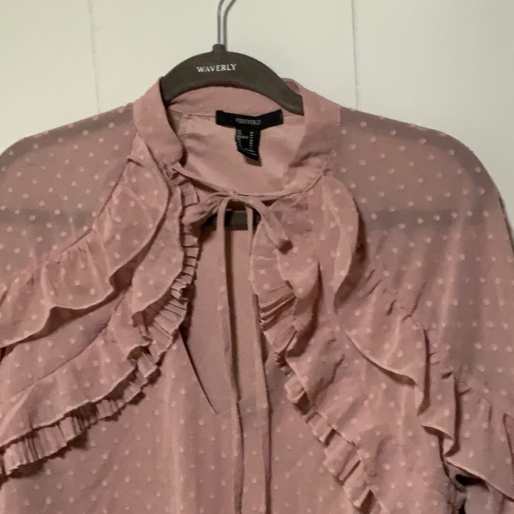 Women's Pink Ruffled Top - Picture 2 of 8